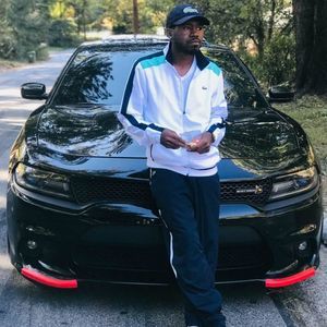 Meet your Posher, James